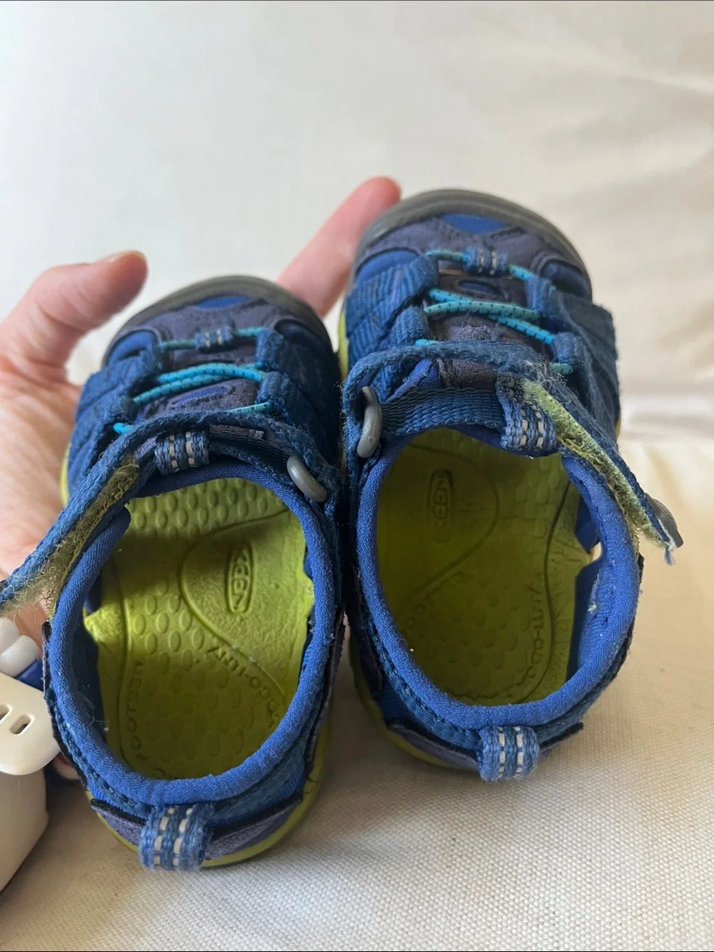 Keen Blue and Lime Closed-Toe Kids Sandals size 4 toddler